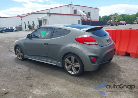 2013 Hyundai Veloster Turbo W/Black z USA, uszkodzony, nr VIN KMHTC6AE7DU141885